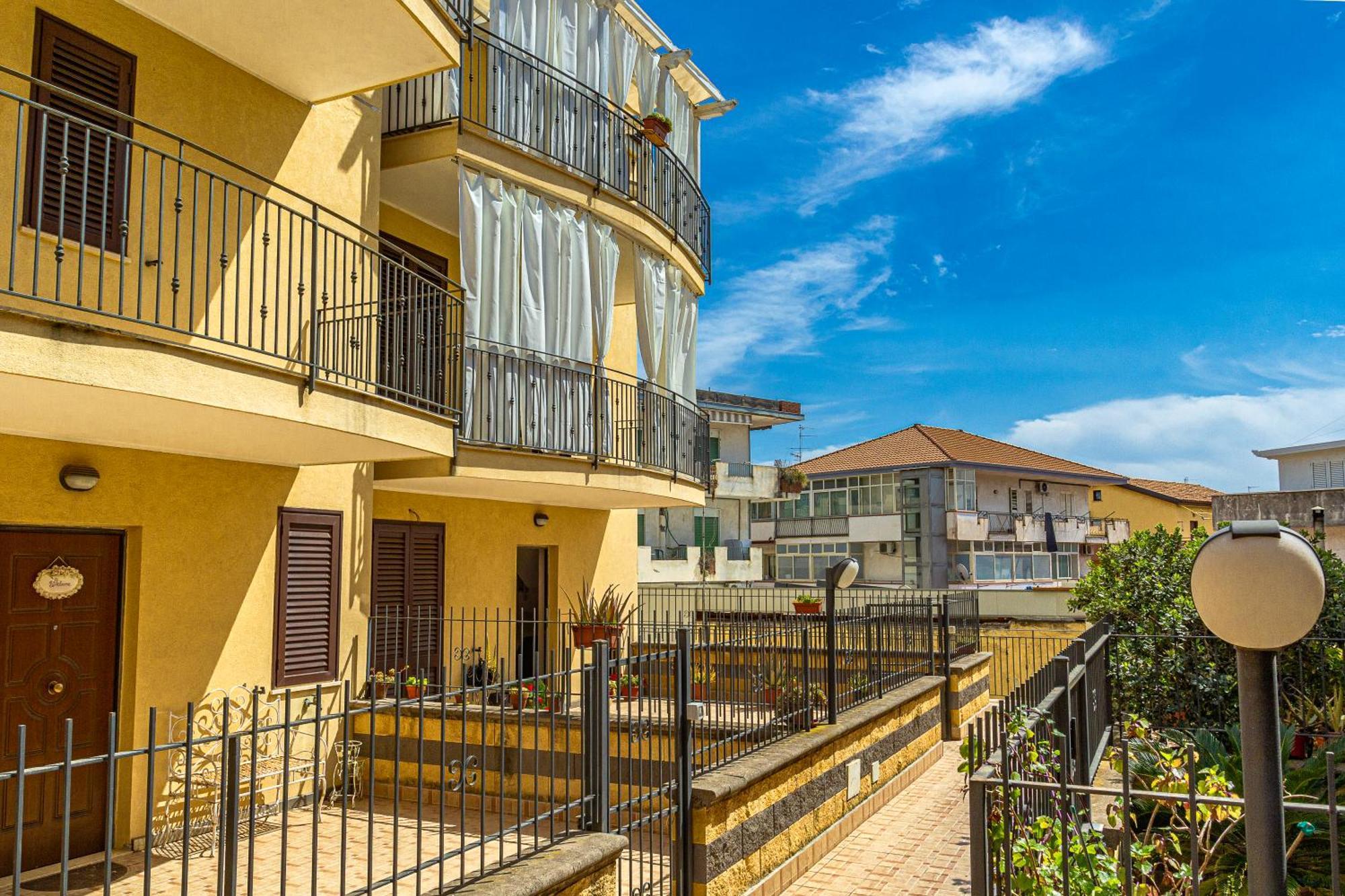 Villetta Desiderio Apartment Giardini-Naxos Exterior foto