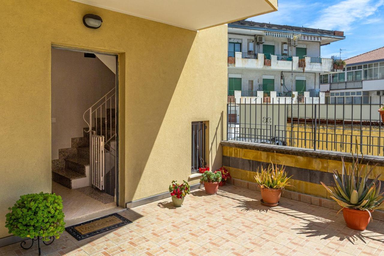 Villetta Desiderio Apartment Giardini-Naxos Exterior foto